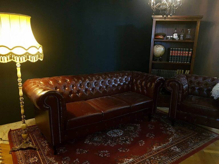 Fotostudio mieten Ledercouch